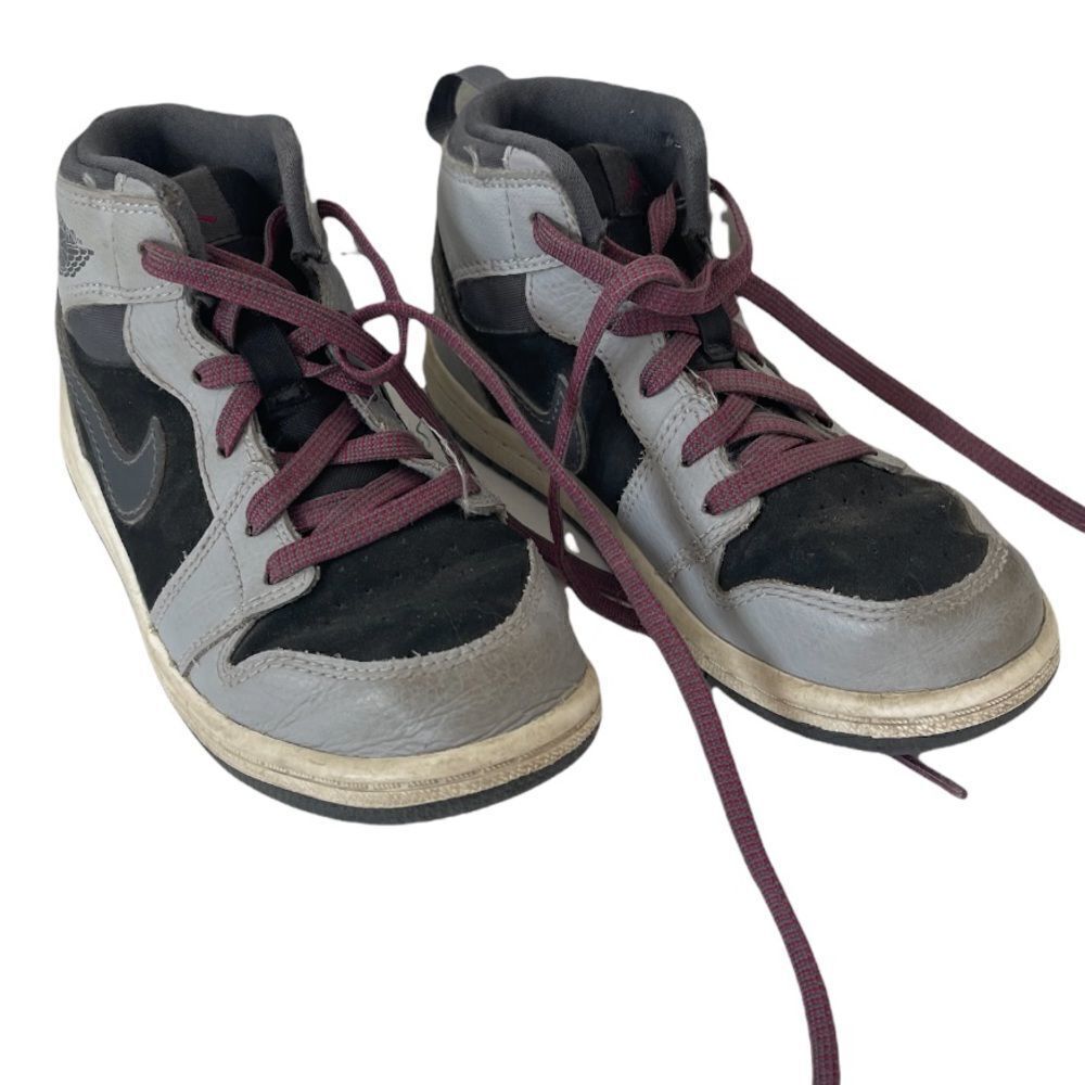 Nike Air Jordan’s Toddler high top Sneakers 10C